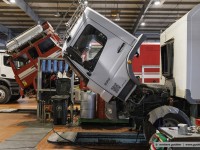 maintanance / mercedes muscat